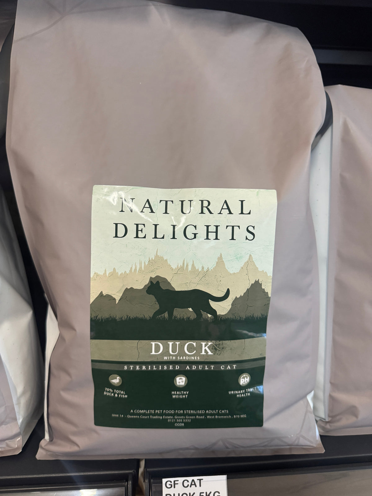 Natural Delights Cat Kibble Duck sterilised